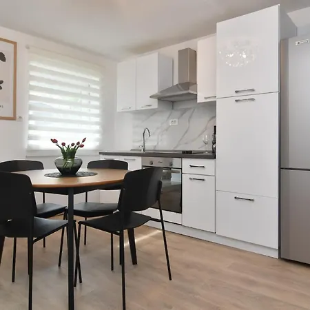 Gluic Apartment Sinj